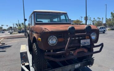 Ford-bronco-1975-2