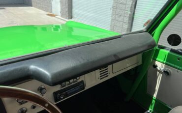 Ford-bronco-1977-green-10