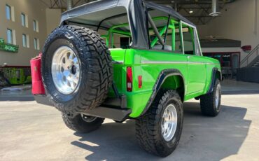 Ford-bronco-1977-green-13
