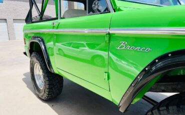 Ford-bronco-1977-green-15