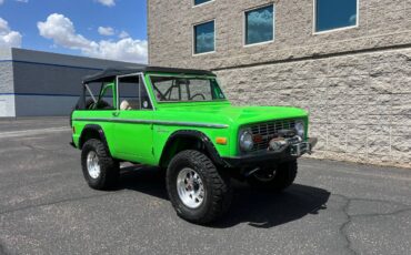 Ford-bronco-1977-green-2