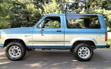 Ford-bronco-1988-blue-10