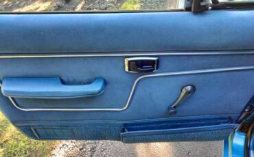 Ford-bronco-1988-blue-13