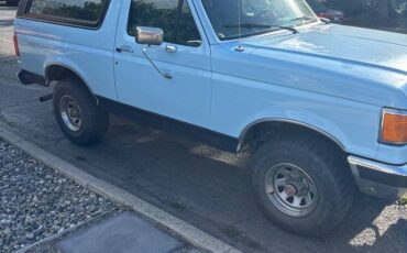 Ford-bronco-1989-blue-8