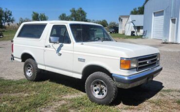 Ford-bronco-1989-white-1