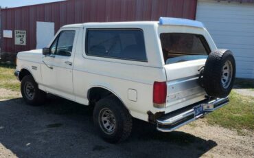 Ford-bronco-1989-white-3