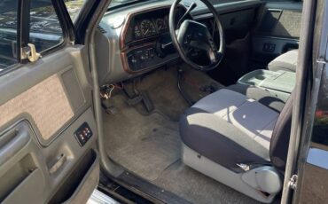 Ford-bronco-1990-3