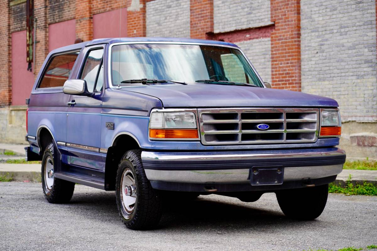 Ford-bronco-1992-blue-4