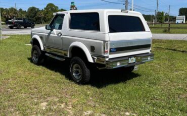 Ford-bronco-1992-white-3