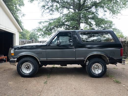 Ford-bronco-1993-3