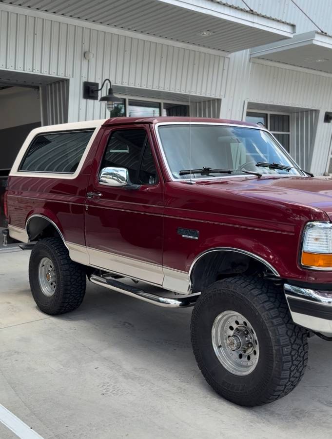 Ford-bronco-1993-custom-13
