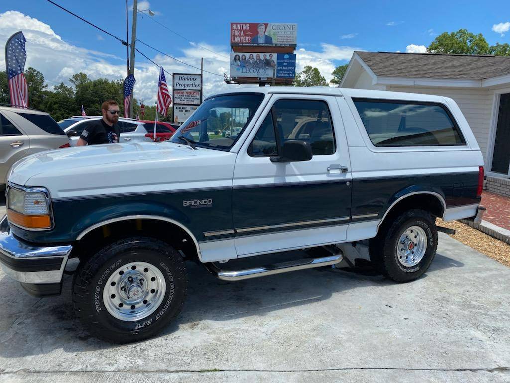 Ford-bronco-1994-white