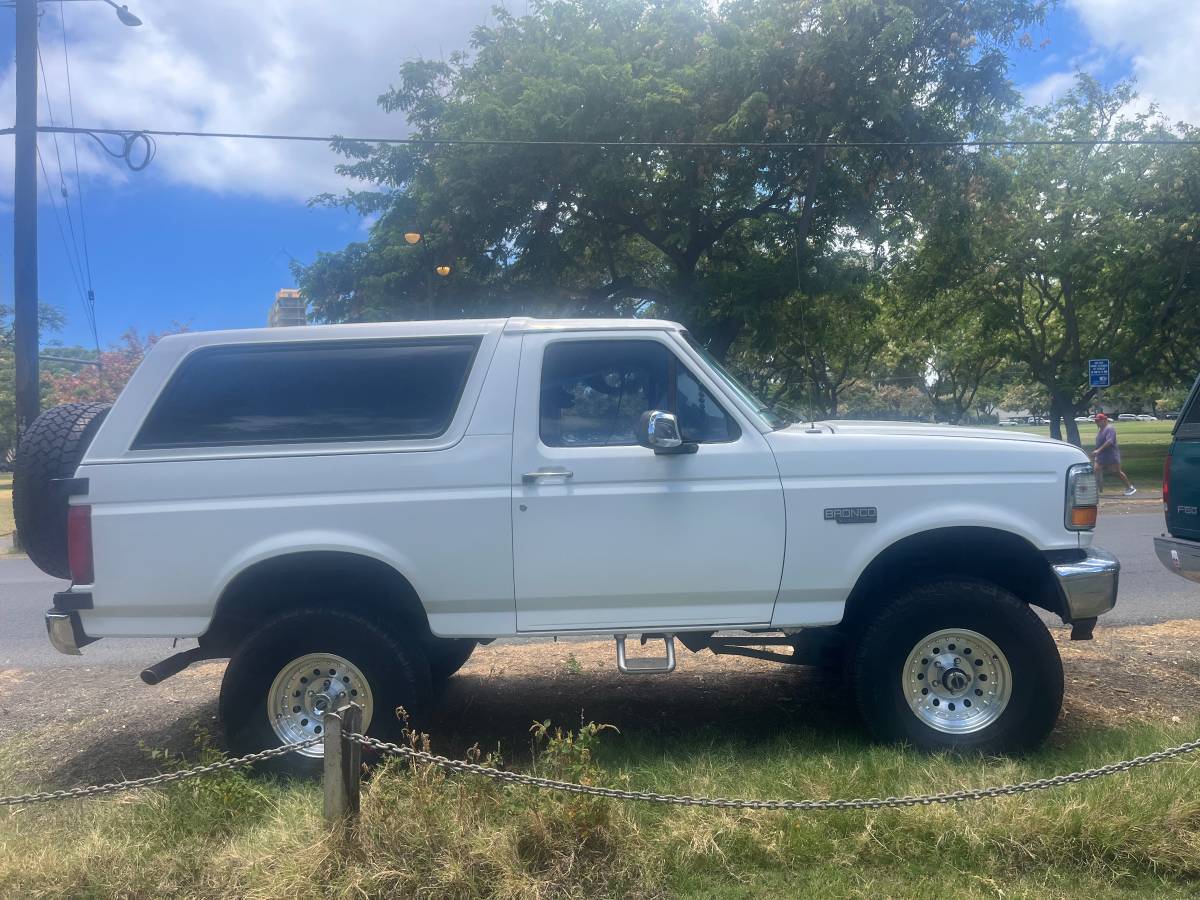 Ford-bronco-1995-4