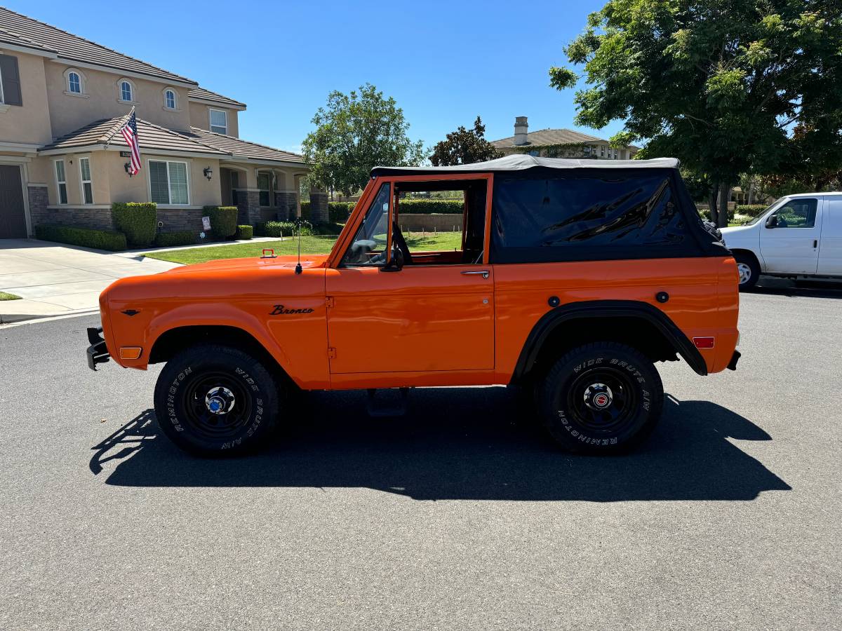 Ford-bronco-289ci-v8-engine-one-owner-family-1968-10