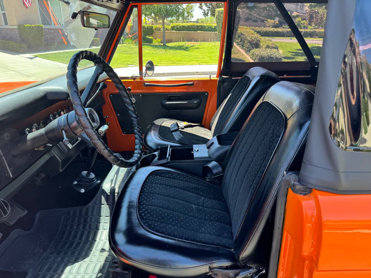 Ford-bronco-289ci-v8-engine-one-owner-family-1968-33