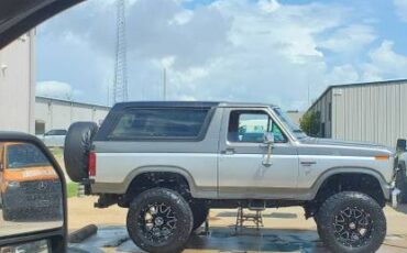 Ford-bronco-4x4-1980-grey-2