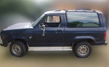 Ford-bronco-4x4-1986-blue-1