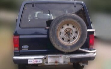 Ford-bronco-4x4-1986-blue-3