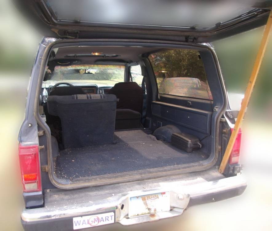 Ford-bronco-4x4-1986-blue-5