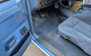 Ford-bronco-4x4-1988-blue-17