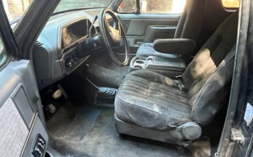 Ford-bronco-4x4-1990-black-3