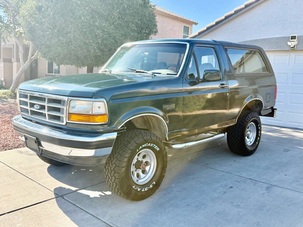 Ford-bronco-4x4-1993-1