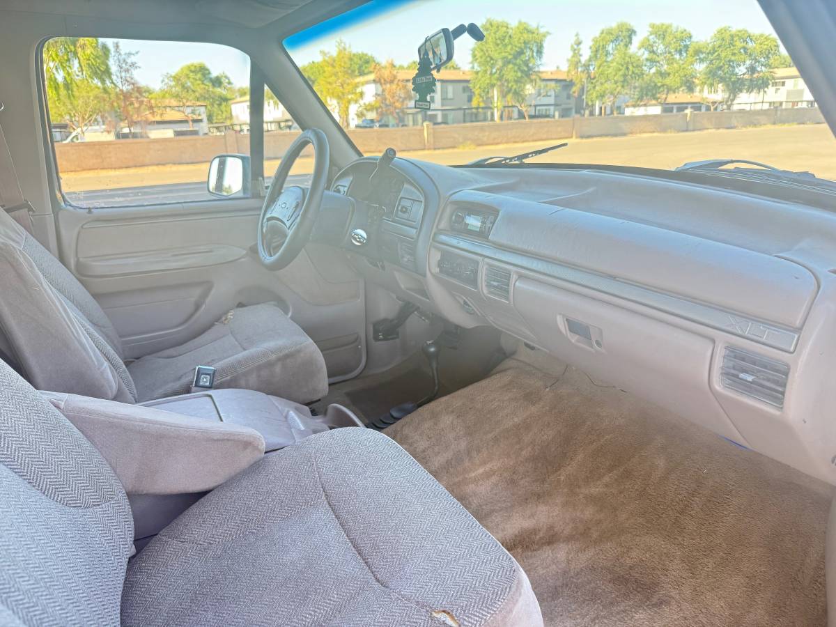 Ford-bronco-4x4-1993-5