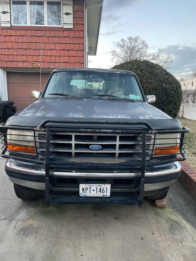 Ford-bronco-4x4-1995-black-10