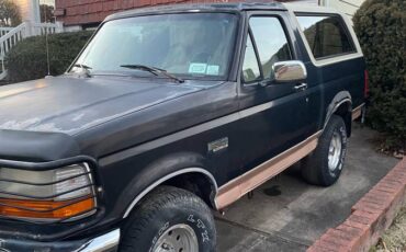 Ford-bronco-4x4-1995-black-2