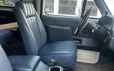 Ford-bronco-coustom-1989-blue-10