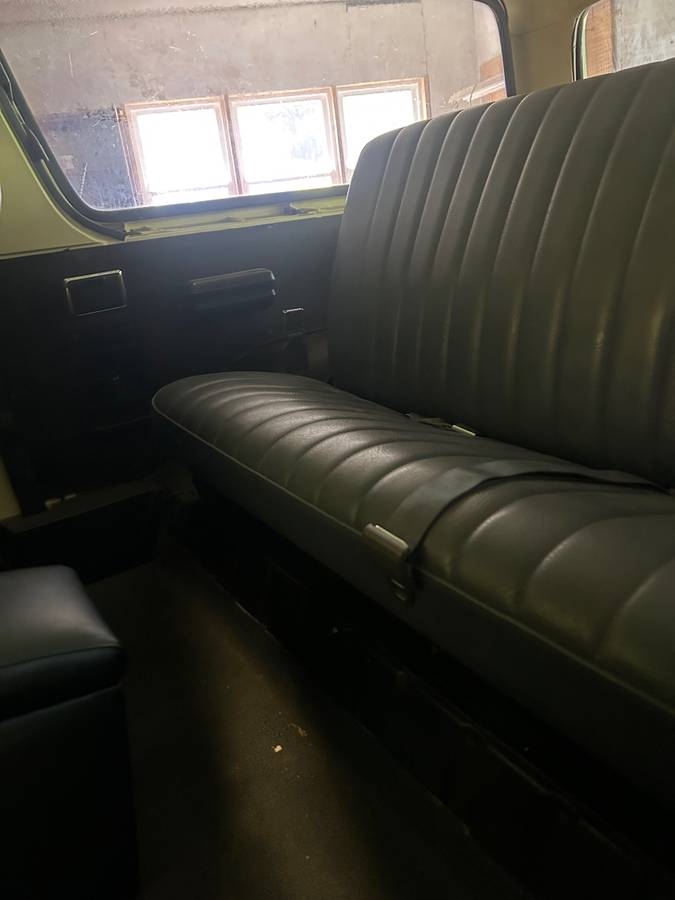Ford-bronco-coustom-1989-blue-16