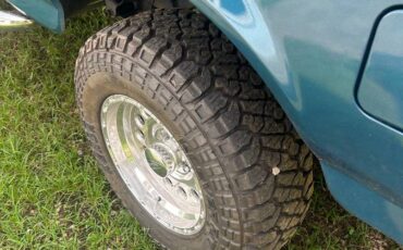 Ford-bronco-coustom-1989-blue-5