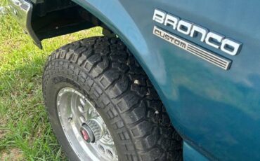 Ford-bronco-coustom-1989-blue-6