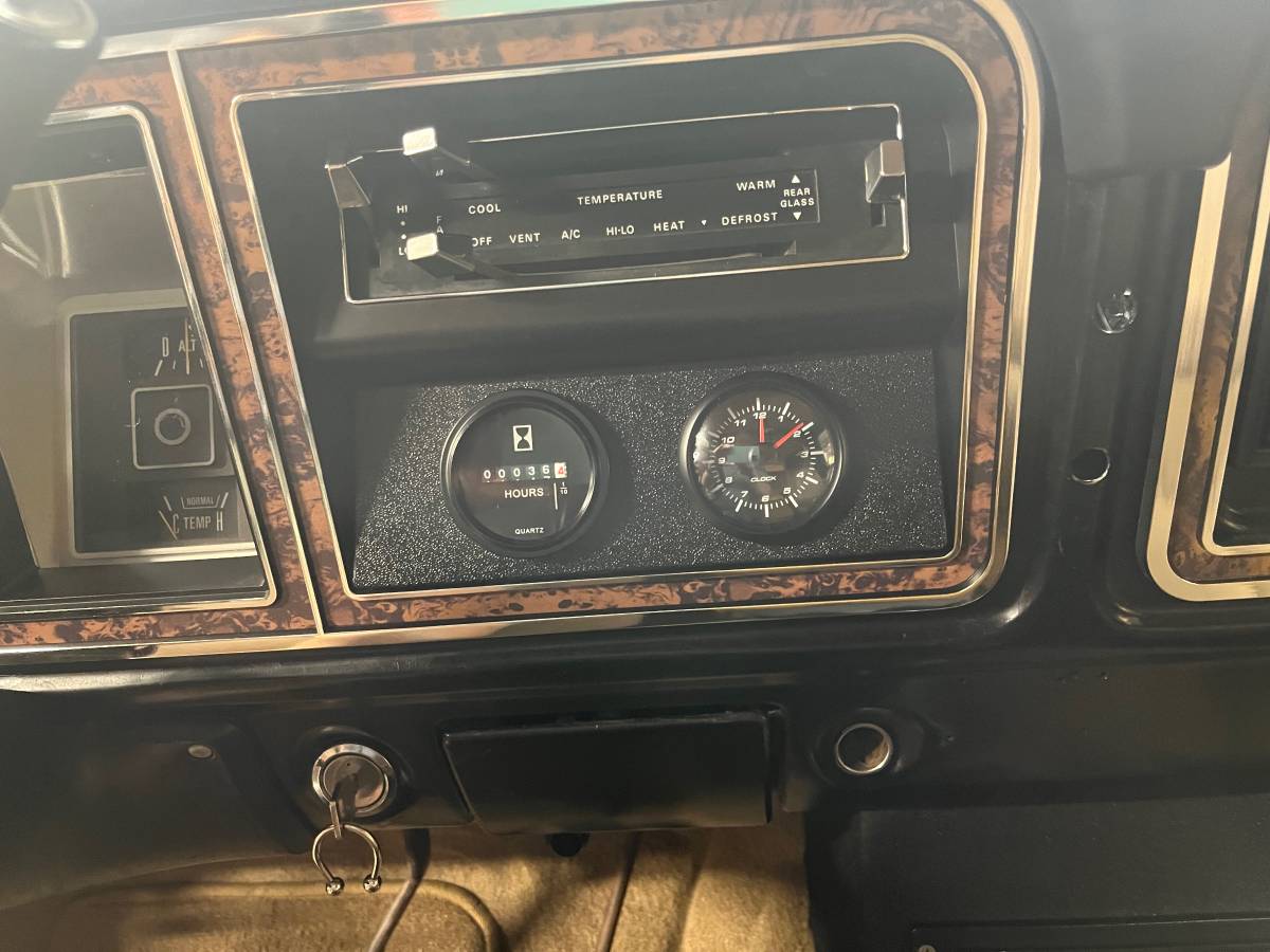 Ford-bronco-eddie-bauer-1978-black-2