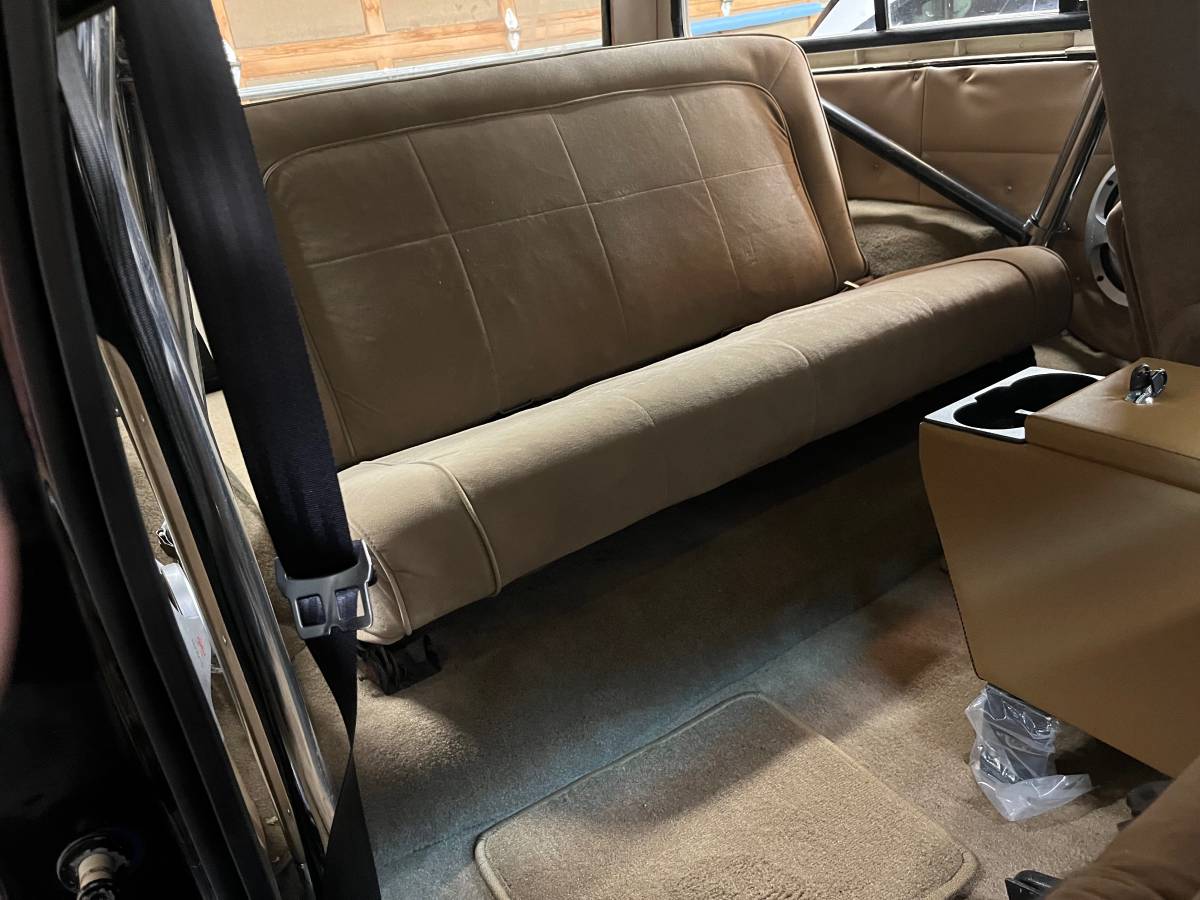 Ford-bronco-eddie-bauer-1978-black-4