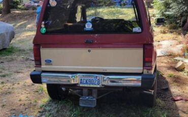 Ford-bronco-eddie-bauer-4x4-1985-red-3