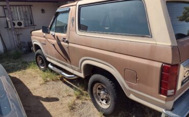 Ford-bronco-eddie-bauer-4x4-1986-brown-11