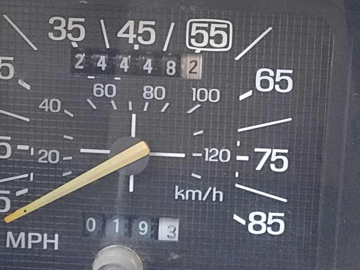 Ford-bronco-eddie-bauer-4x4-1986-brown-17