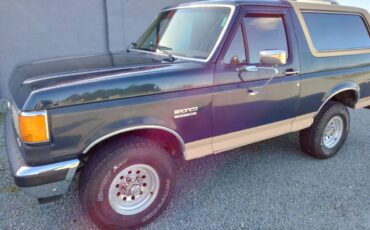Ford-bronco-eddie-bauer-4x4-1990-blue-1