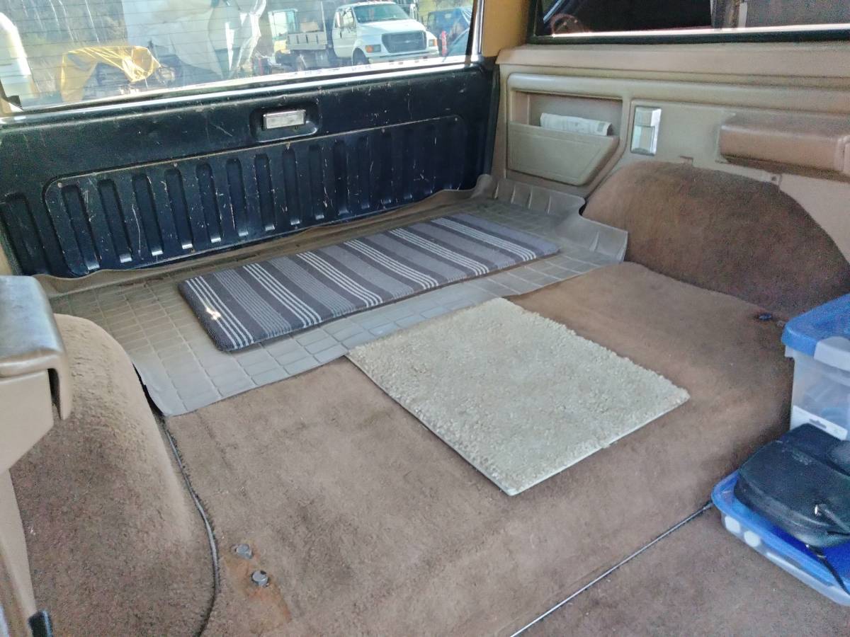 Ford-bronco-eddie-bauer-4x4-1990-blue-10