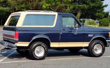 Ford-bronco-eddie-bauer-4x4-1990-blue