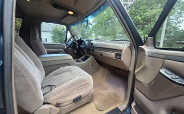 Ford-bronco-eddie-bauer-4x4-1994-green-6