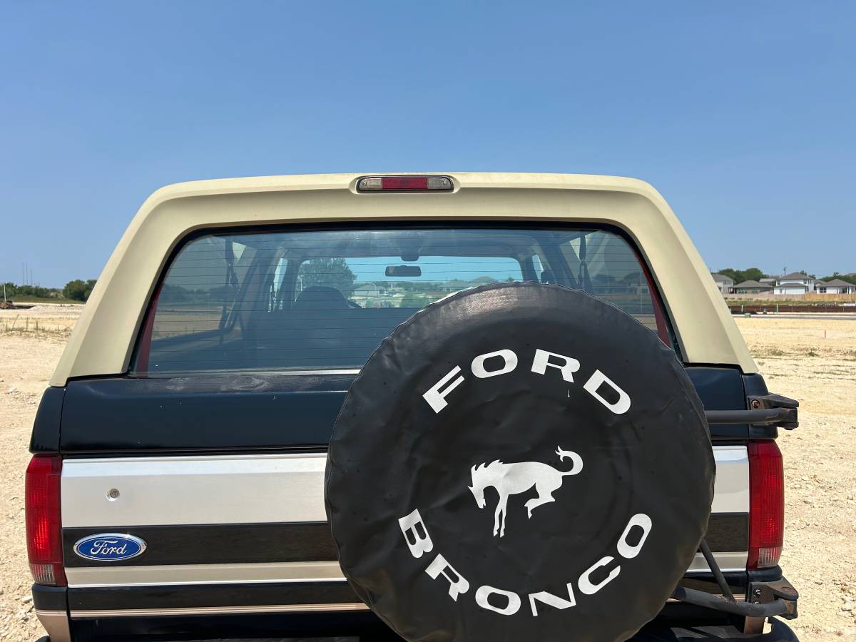 Ford-bronco-eddie-bauer-4x4-1995-13