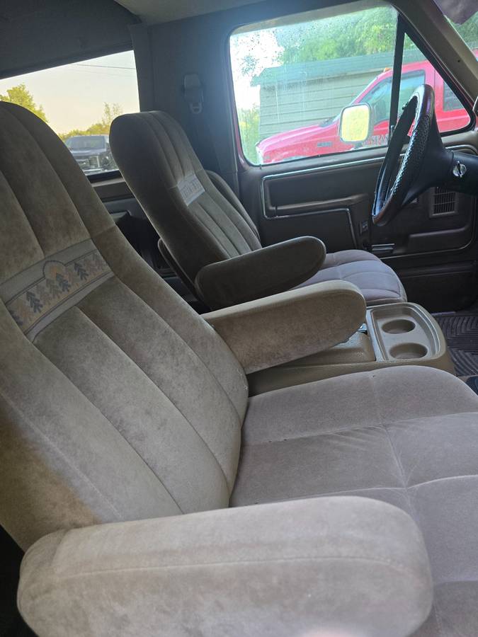 Ford-bronco-eddie-bauer-edition-1986-orange-10