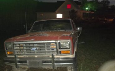 Ford-bronco-eddie-bauer-edition-1986-orange-17
