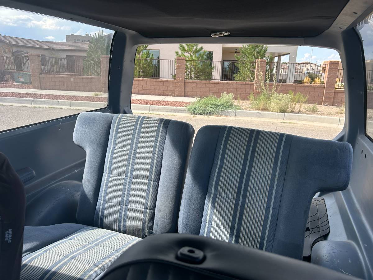 Ford-bronco-ii-1986-blue-6
