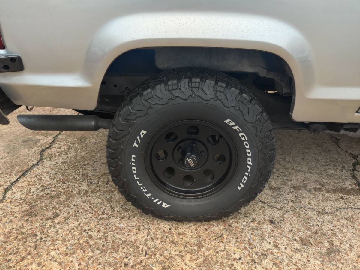 Ford-bronco-ii-1988-grey-28