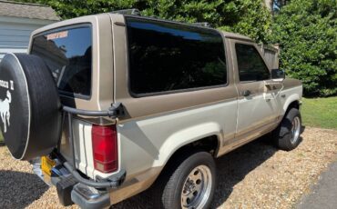 Ford-bronco-ii-1990-white-1