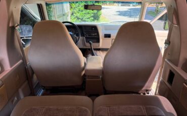 Ford-bronco-ii-1990-white-10