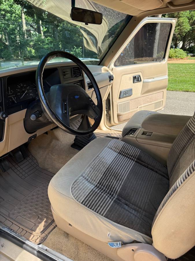 Ford-bronco-ii-1990-white-5